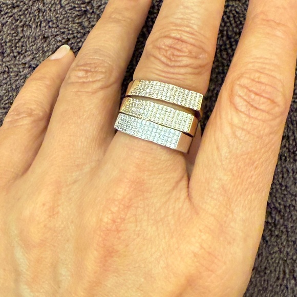 Henri Bendel - Set of 3 Stacking Rings Size 7 - Picture 4 of 11